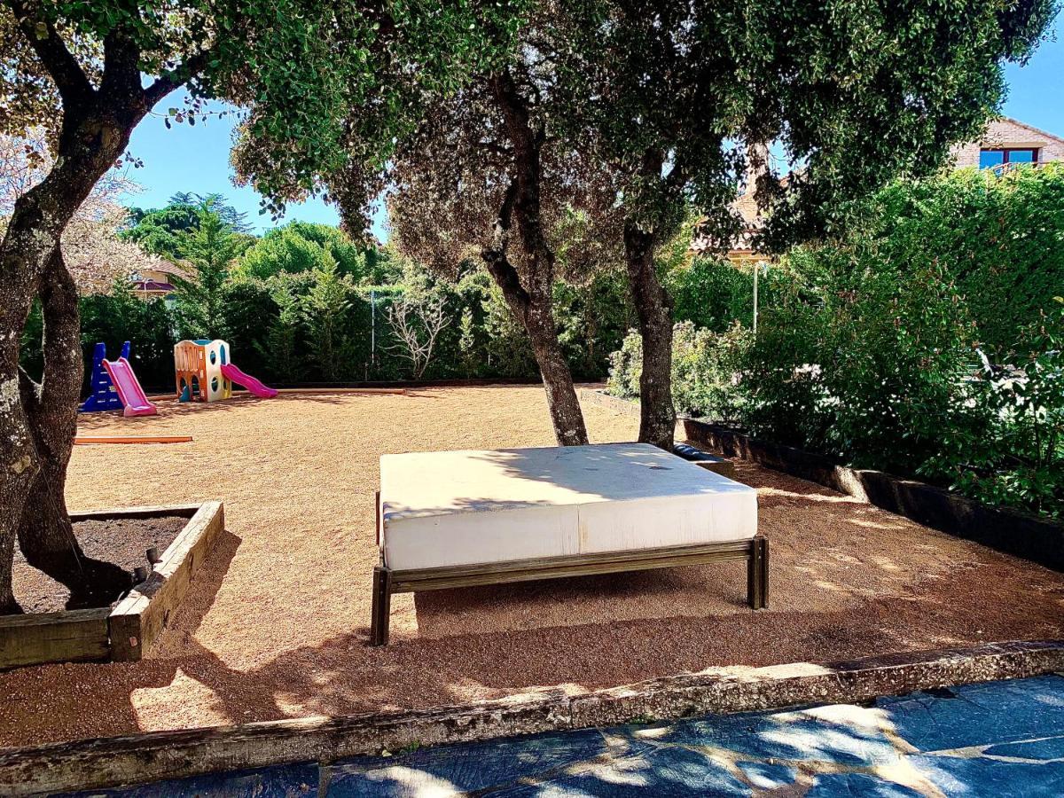 Villa La Roca Madrid กัวดาร์รามา ภายนอก รูปภาพ